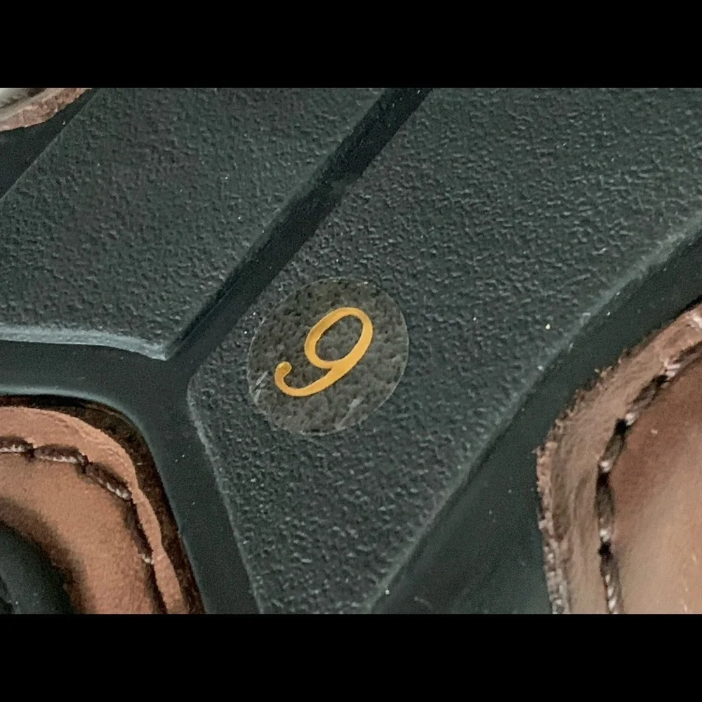 Carrucci shoes